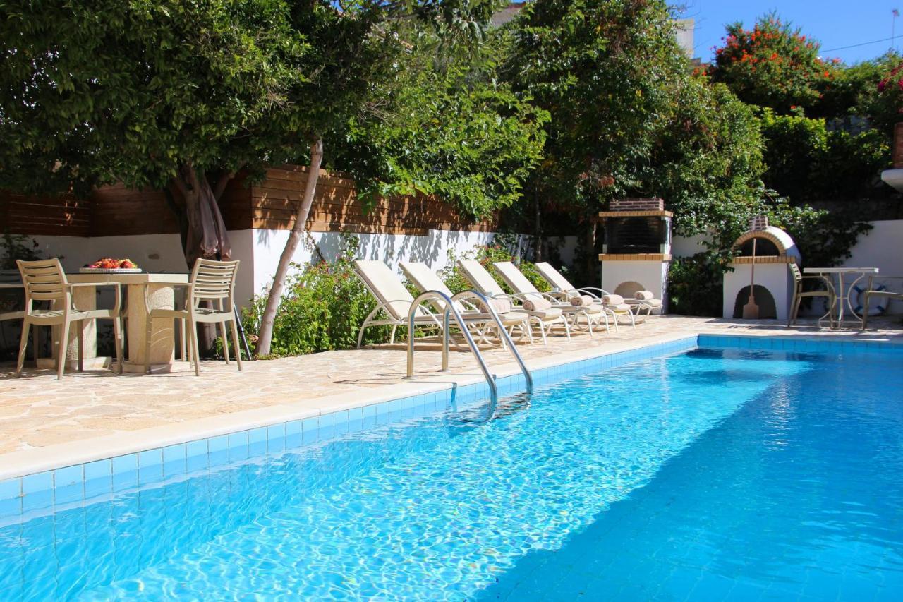 Villa Oasis カミラリ エクステリア 写真